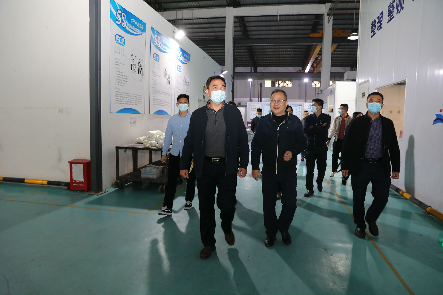 新湖街道黨工委褚宏書記一行參觀TD處理生產線 新湖街道黨工委褚宏書記一行參觀TD處理生產線